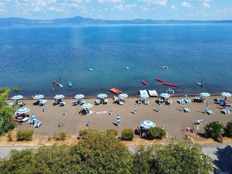 אנגוילרה סבציה Appartamento Tra Il Borgo E Il Lago מראה חיצוני תמונה